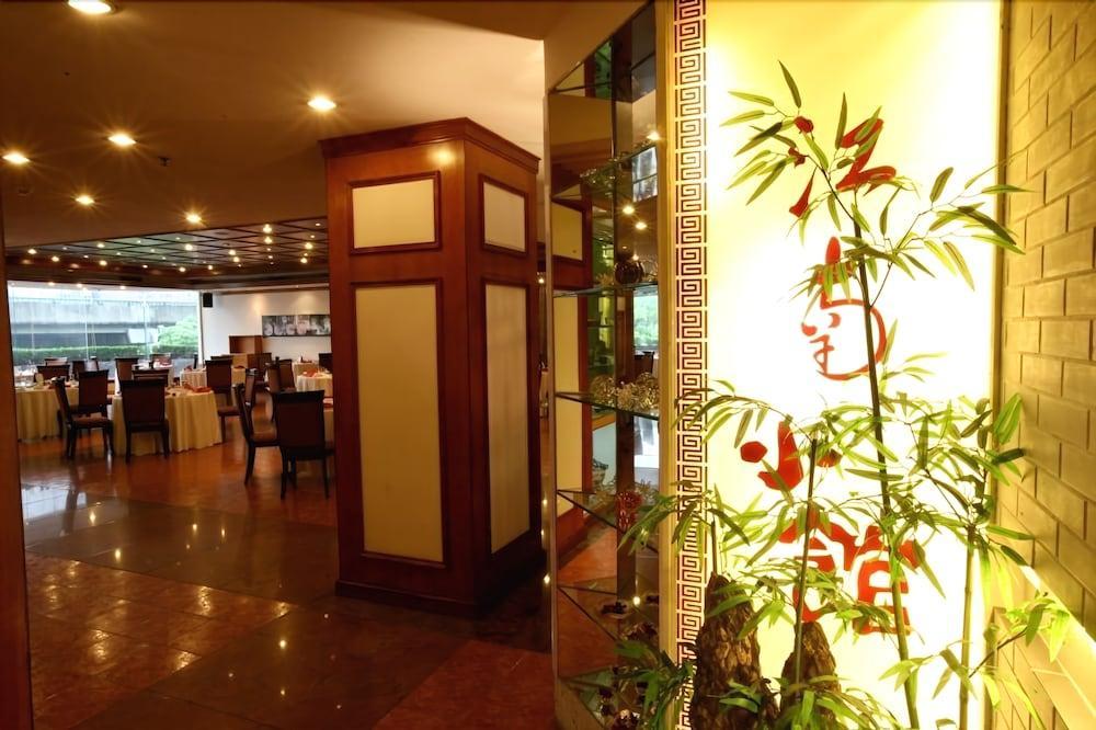 Baolong Hotel Шанхай Екстериор снимка