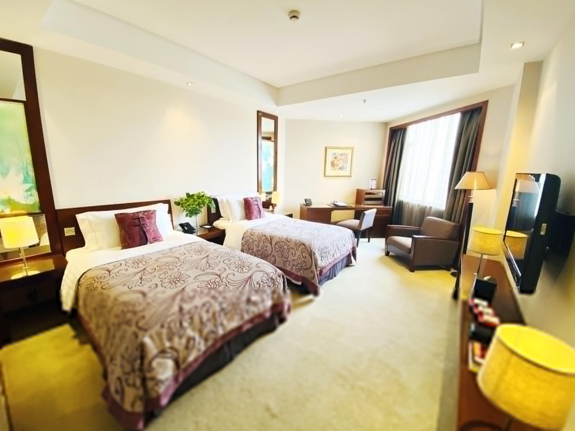 Baolong Hotel Шанхай Екстериор снимка