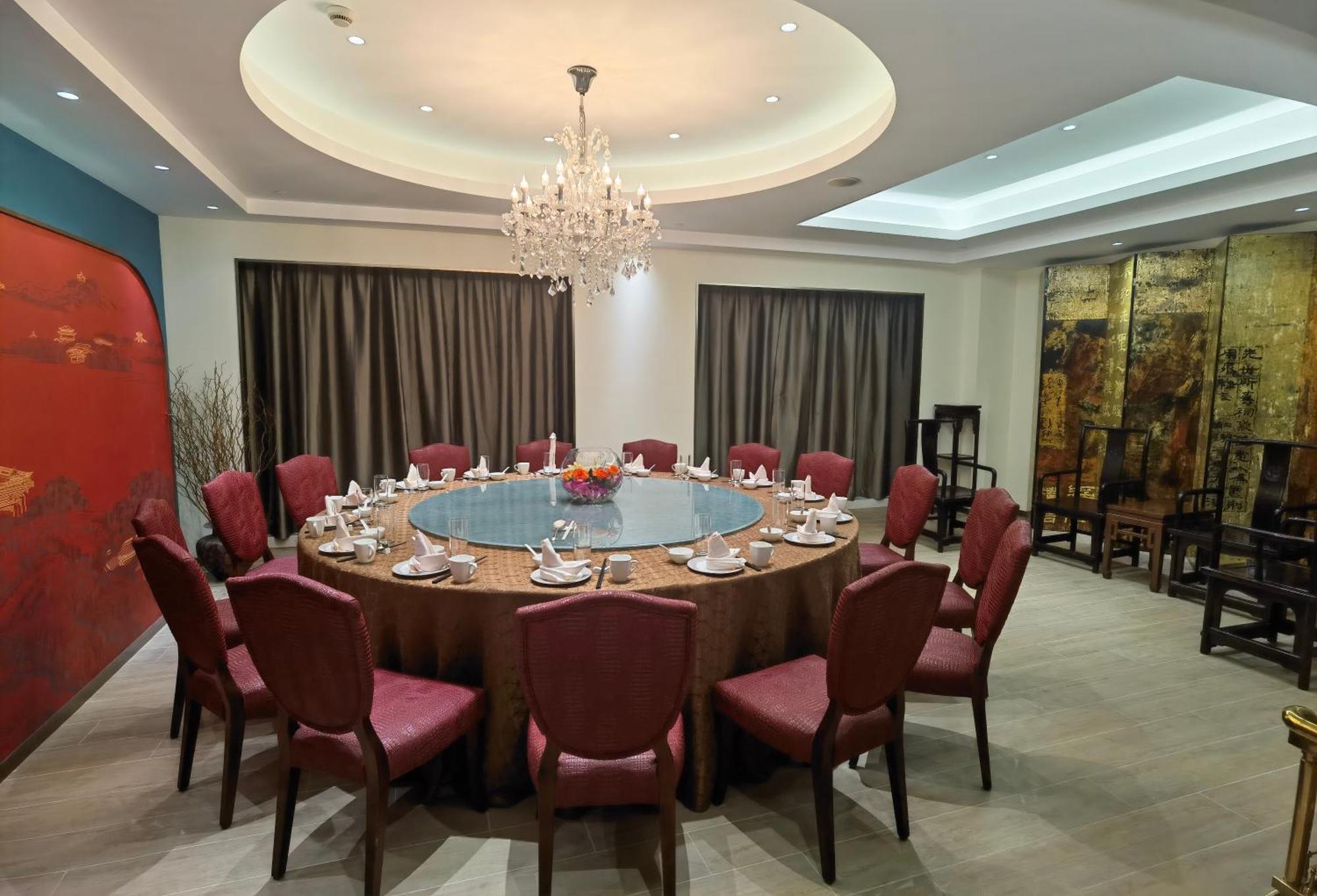 Baolong Hotel Шанхай Екстериор снимка