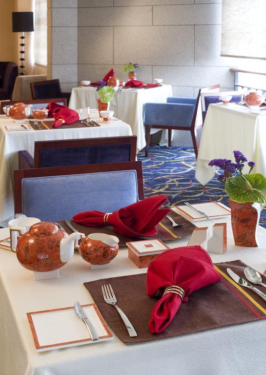 Baolong Hotel Шанхай Екстериор снимка
