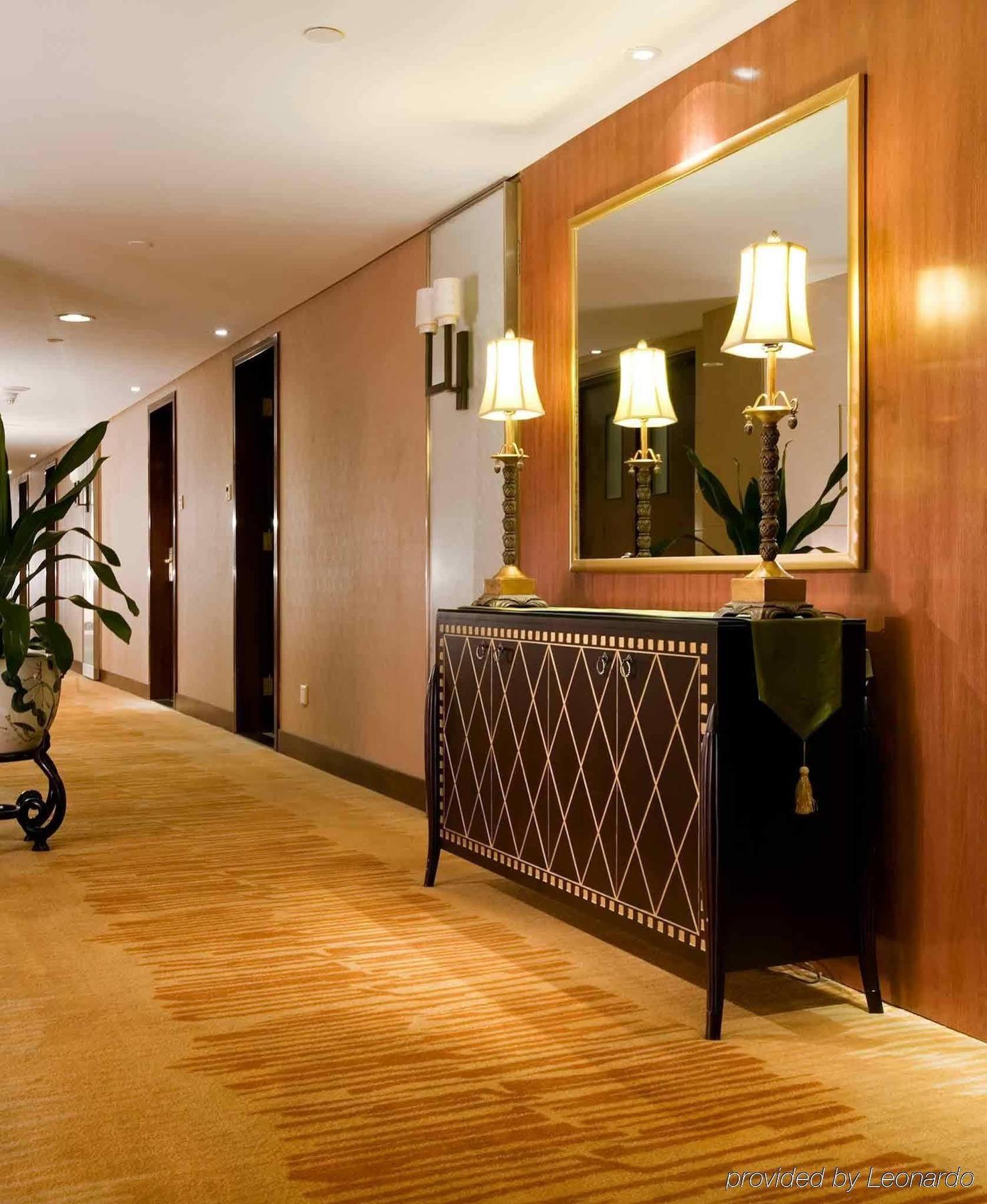 Baolong Hotel Шанхай Интериор снимка